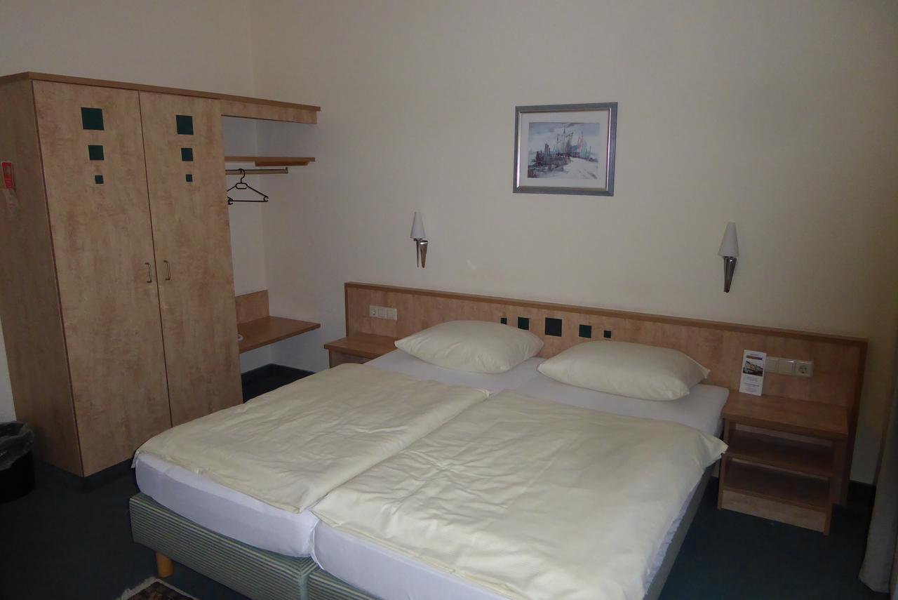 Hotel Ring Park Buchen  Εξωτερικό φωτογραφία